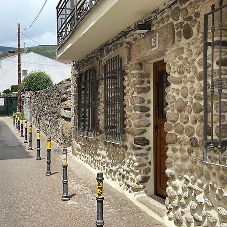 Alojamiento Penalara, Rascafria Exterior photo
